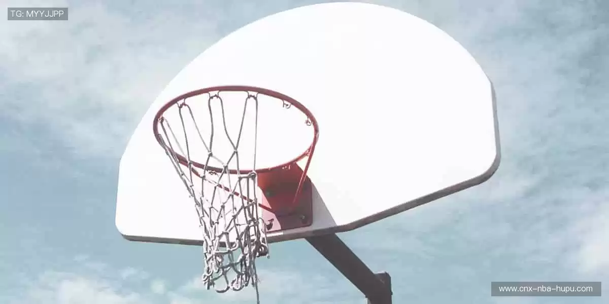 限量版纪念徽章，收藏属于你的体育记忆！🎖️